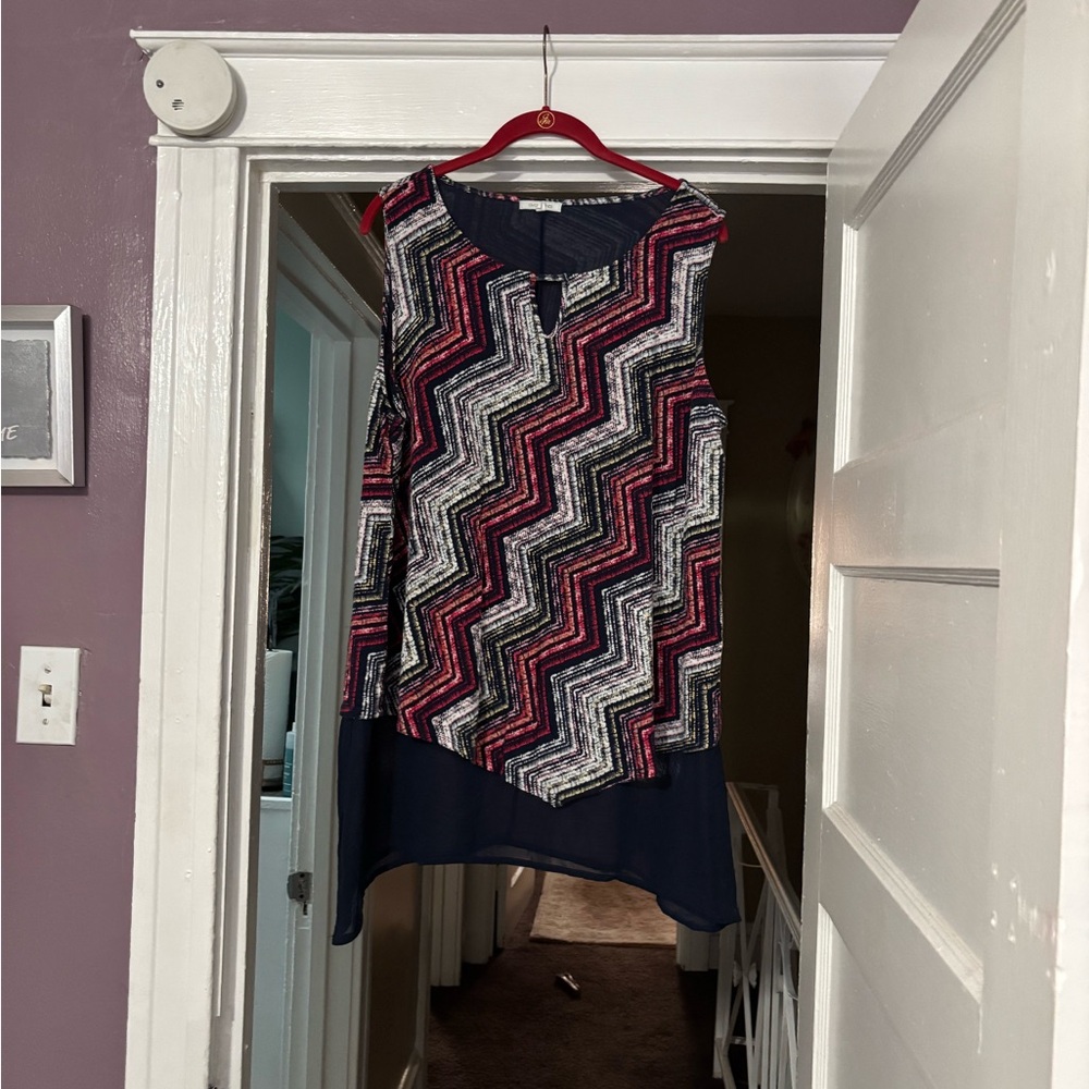 Chevron Pattern Sleeveless Top